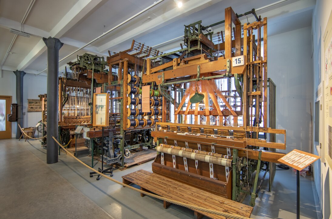 Das Foto zeigt das Technisches Museum der Bandweberei.