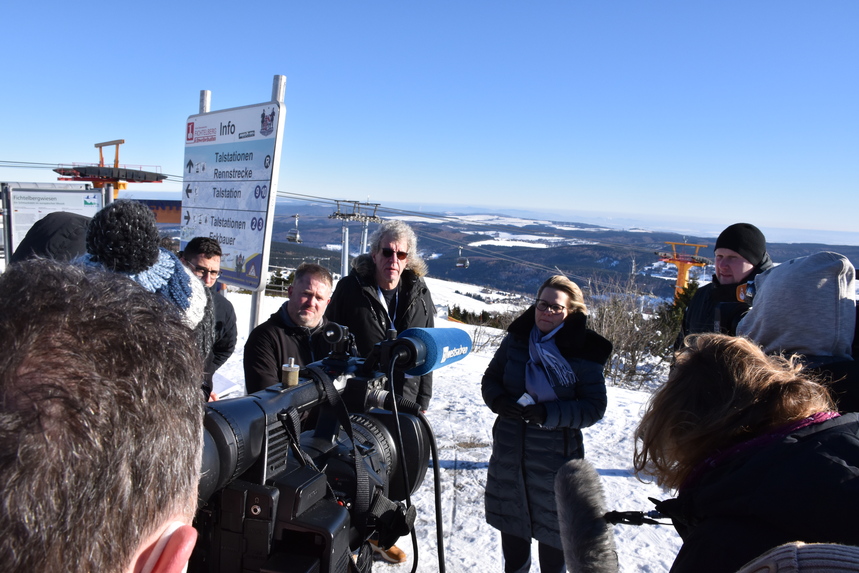 Barbara Klepsch beim Pressetermin Oberwiesenthal