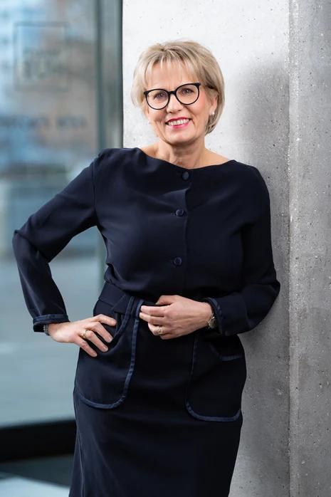 Pressefoto Barbara Klepsch im Hochformat